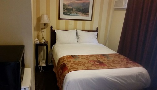 Room, Multiple Beds, Kitchen