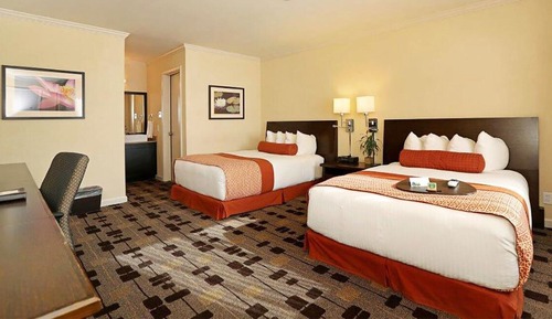 Deluxe Room, 2 Double Beds, Non Smoking, Refrigerator & Microwave