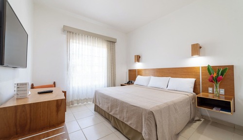 Standard Room, 1 Queen Bed