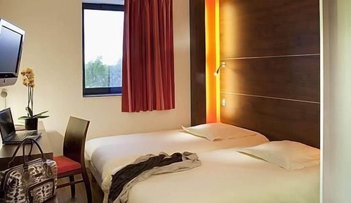 Comfort Twin Room