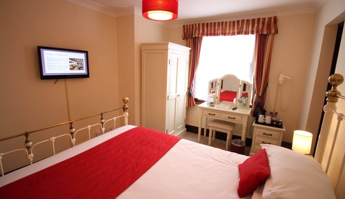 Double Room, Ensuite (Small)