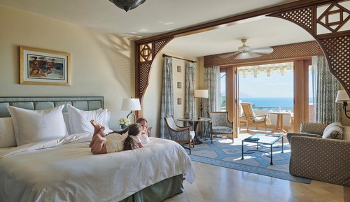 Deluxe Room, 2 Twin Beds, Sea View