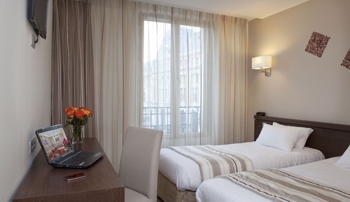 Standard Twin Room