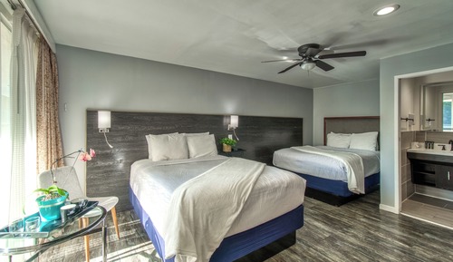 Classic Room, 2 Queen Beds, Refrigerator