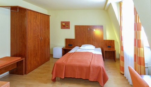Standard Single Room