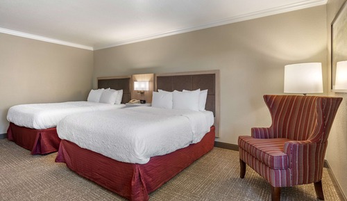 Room, 2 Queen Beds, Non Smoking, View