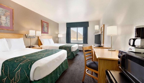 Room, 2 Queen Beds, Non Smoking
