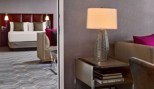 Suite, 1 King Bed, City View