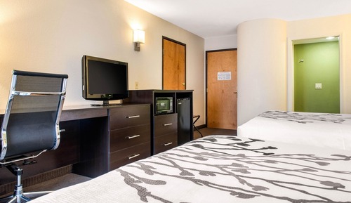 Standard Room, 1 Queen Bed