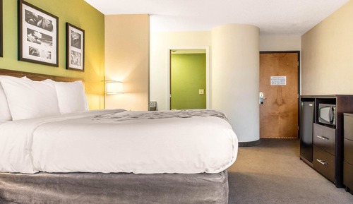 Room, 2 Queen Beds, Accessible, Non Smoking