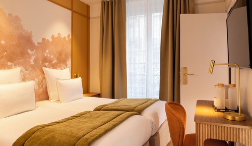 Quadruple Room, Connecting Rooms