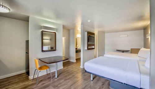 Standard Suite, 2 Double Beds, Non Smoking