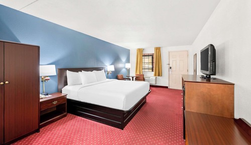Room, 1 King Bed, Accessible, Non Smoking