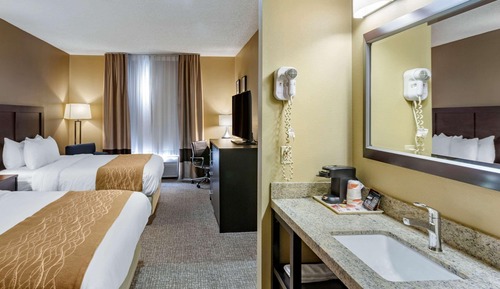 Standard Room, 2 Queen Beds, Non Smoking