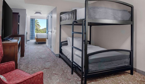 One Bedroom Suite, One King Bed