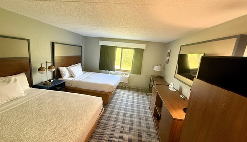 Room, 2 Queen Beds, Non Smoking