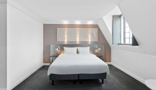 Premium Room