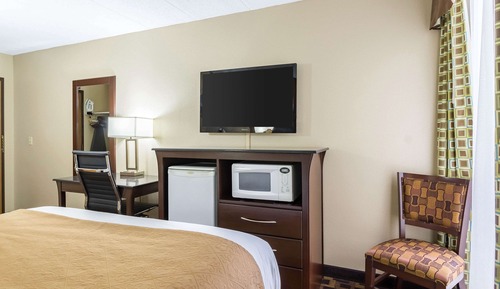 Standard Room, 1 Queen Bed, Non Smoking