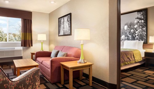 Suite, 1 King Bed, Non Smoking (One Bedroom)