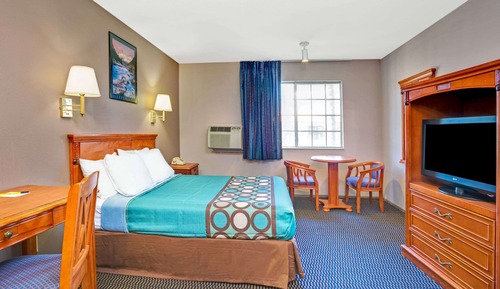 Standard Room, 1 Queen Bed, Accessible, Non Smoking (Mobility Accessible)