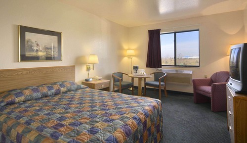 Standard Room, 1 Queen Bed, Accessible, Non Smoking