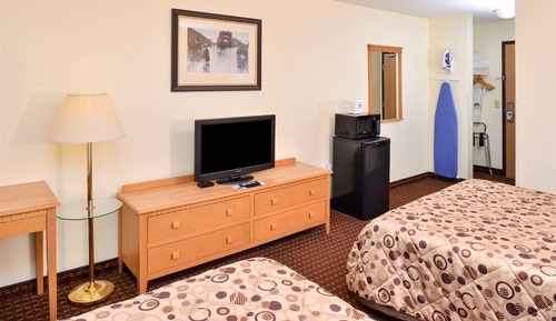 Room, 2 Queen Beds, Non Smoking