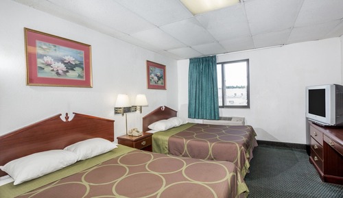 Room, 2 Queen Beds, Smoking