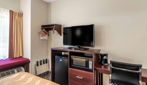 Standard Room, 1 Queen Bed, Non Smoking