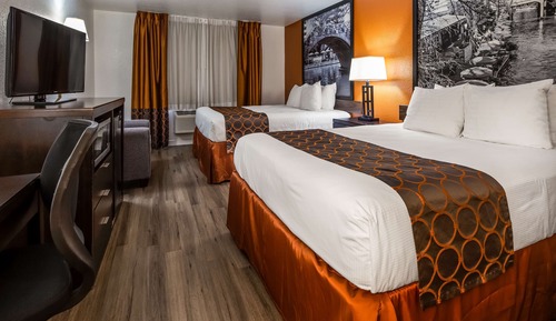 Standard Room, Multiple Beds, Non Smoking, Refrigerator & Microwave