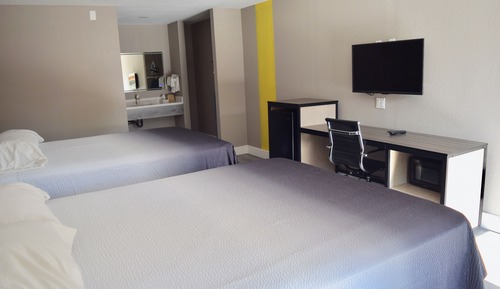Standard Room, 2 Queen Beds