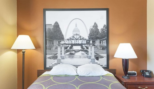 Standard Room, 1 Queen Bed