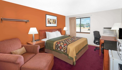 Standard Room, 1 Queen Bed