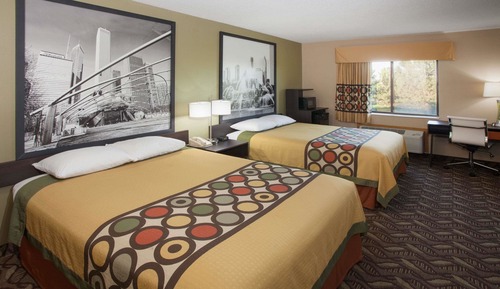 Room, Multiple Beds, Microwave