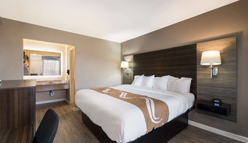 Standard Room, 1 King Bed, Non Smoking