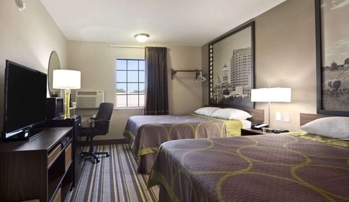 Room, 2 Queen Beds, Smoking