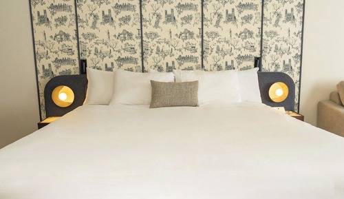 Superior Suite, 1 King Bed with Sofa bed (Loft Leroyer)