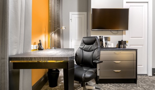 Business Room, 1 Queen Bed