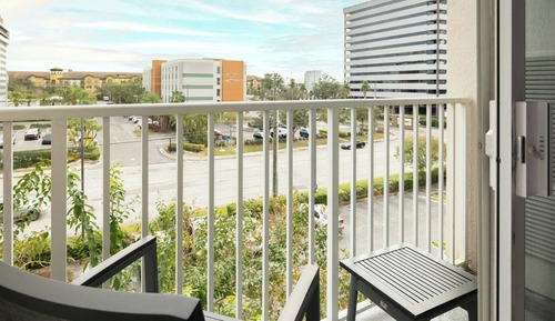 Suite, 1 Bedroom, Balcony