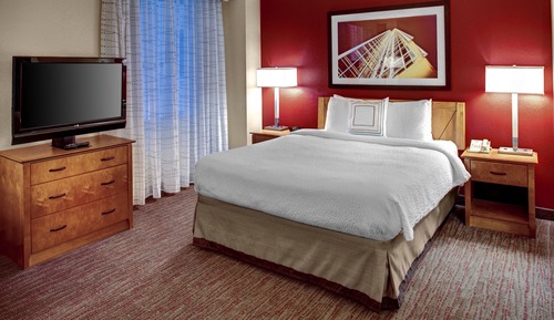 Studio, 1 Queen Bed with Sofa bed, Non Smoking (Mobility Accessible, Tub)