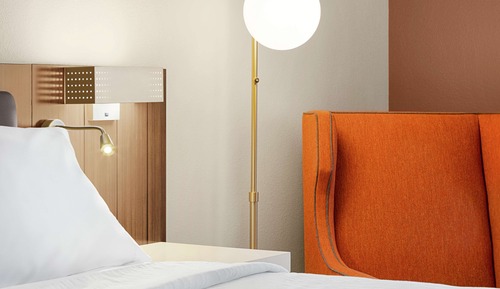 Room, 1 King Bed (Drinks & Snacks)