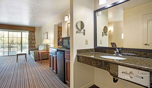 Suite, 1 King Bed, Non Smoking, Fireplace