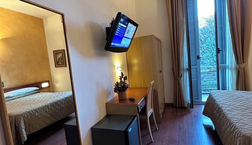Double Room, Balcony