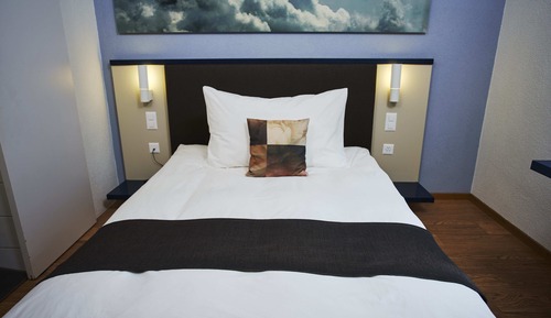 Single Room Double Bed