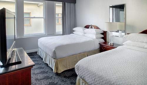 Suite, 2 Queen Beds, Non Smoking, Allergy Friendly