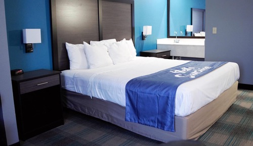 Suite, 1 King Bed, Non Smoking