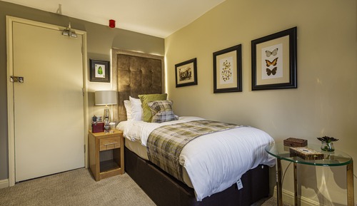 Classic Single Room