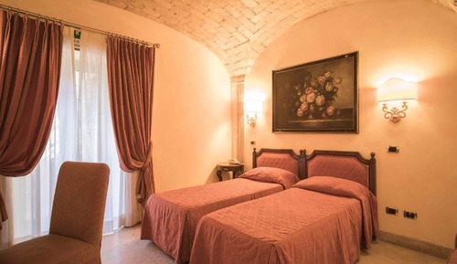 Classic Triple Room
