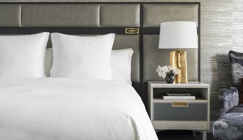Deluxe Room, 1 King Bed, Hearing Accessible