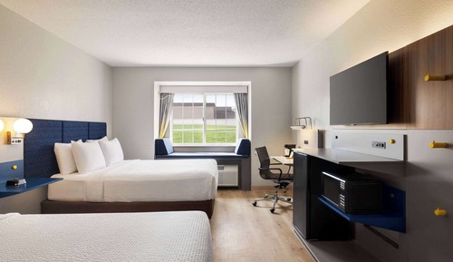 Standard Room, 2 Queen Beds, Accessible