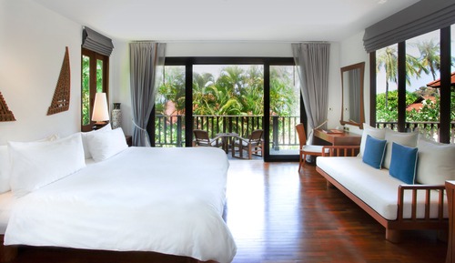 Pavilion Suite 1 Bedroom with Garden View
